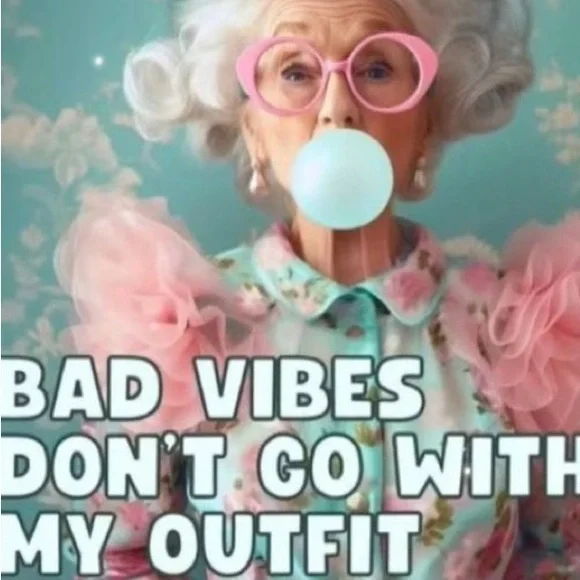 PRIVILEGED ~ Multi-colored w/tropical print and unique, clear sculptural 5” heel - Picture 9 of 9